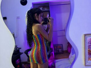 naughty camgirl masturbating with dildo LilyCastle