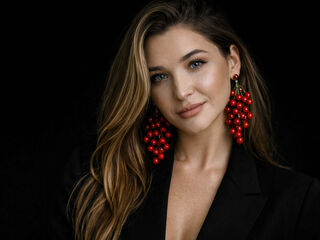 camslut masturbating LinaSinner