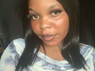 hot livecam LindaBernard