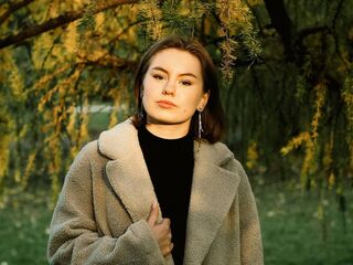 web cam chat LinnDegnan