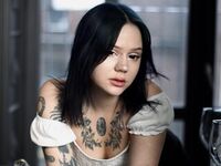 girl chat LollaBerry