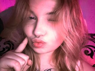 hot camslut LucileSharples