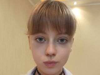 masturbating camgirl MabelZesati