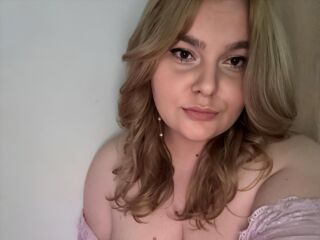 live cam girl photo MeganDarcy