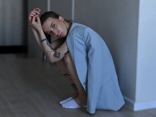 fingering girl cam picture MirnaLatourette