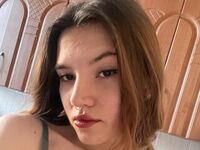 naughty cam girl fingering pussy MitsukoJurica