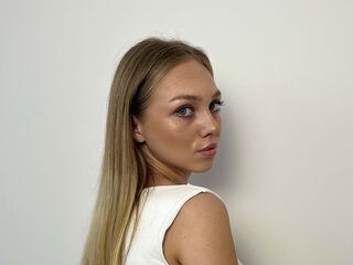 naughty webcamgirl MiyokoShimsky