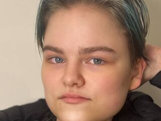 camgirl chat room NilaPerine