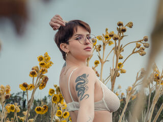 shower OliiviaJune