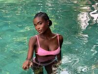 fingering girl chatroom RaliaRoyce