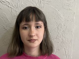 camslut masturbating RubyCrystel