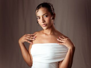 hot naked camgirl SarahCoolio