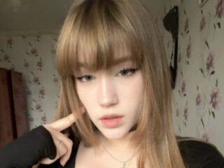 topless girl SharikaGlidden