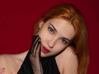 naked girl with webcam fingering pussy ShoshanaDesilva