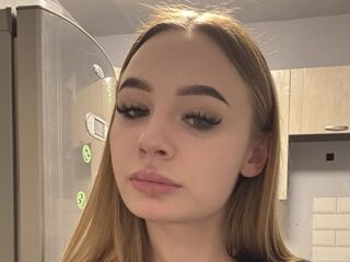 naked girl with cam masturbating SofiaKolen