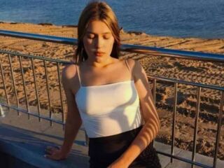 jasmin webcam girl SuziBarringer