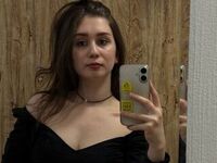 camgirl playing with sex toy TerrilynTuckerma