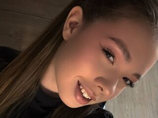 naked webcam girl fingering TessaSun