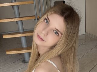 live cam girl photo ThoraBeskom