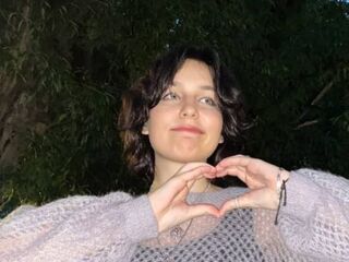 girl naked TulaStaines