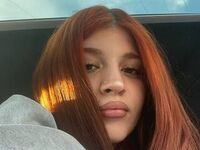 topless cam girl VelmaraJoy