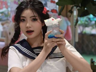 naked girl with cam fingering YangyiXiao