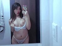 adult nude chat YesseniaVega